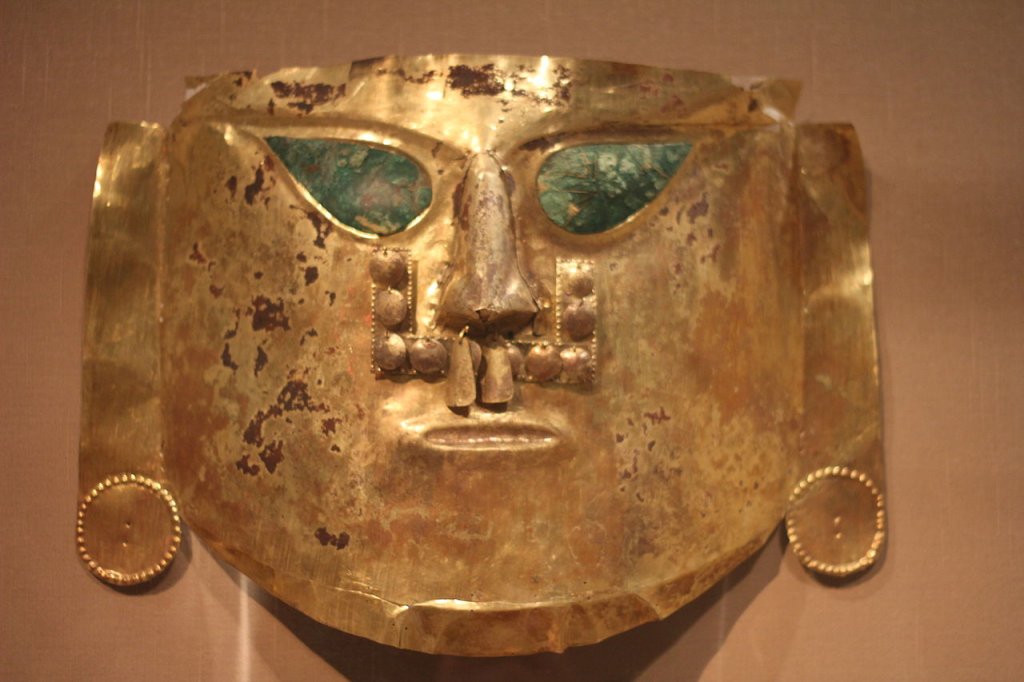 1280px-Ceremonial_Mask_(peru,_North_Coast,_La_Leche_Valley,_A.D._900-1100)