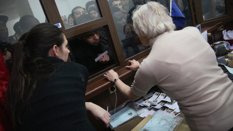 Два нови центъра за бежанци в южна България