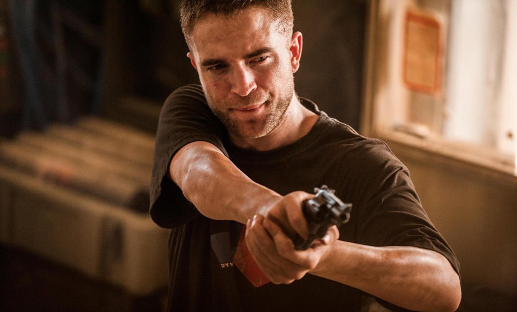 През 2014 Патинсън участва в австралийската дистопия \"The Rover\"