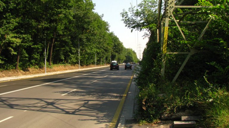 30-сантиметворият тротоар-сензация