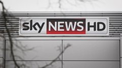 Чрез компанията си „Фокс" Рупърт Мърдок ще придобие контрол над британската телевизия Скай. Сделката е на стойност 11,7 милиарда паунда.