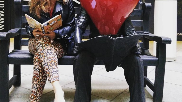 Днес вече има зад гърба си редица публикации, както и участия в междунардни конференции на три континента - била е в Австралия, Канада, Португалия и Финландия.