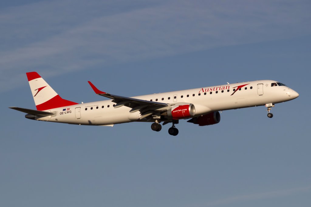 OE-LWG_Embraer_195_Austrian_CPH