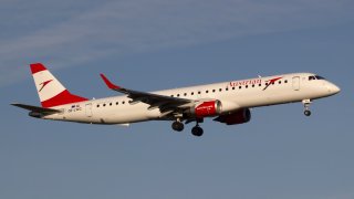 OE-LWG_Embraer_195_Austrian_CPH