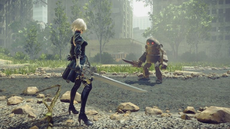NieR: Automata
За разлика от повечето игри тук, NieR: Automata има не просто скрит край, а десетки различни завършеци. В екшъна ви чакат цели 21 "лоши" края, разпръснати из неговия ход, повечето от които ще получите, ако направите нещо доста погрешно. Краищата са обозначени с буквите от английската азбука като от А до Е са интуитивни и изискват многократно изиграване на играта, а от F до Z са "лошите", които не са част от главната история.
Независимо дали убиете важен персонаж, провалите се в ключова битка, откажете мисия или не свършите нещо за определено време, в NieR: Automata няма недостиг на кратки завършеци. Имате дори награда, ако откриете всички. А черешката на тортата е, че във всеки един момент можете да извадите захранващия чип на собствения си герой и той да умре незабавно.