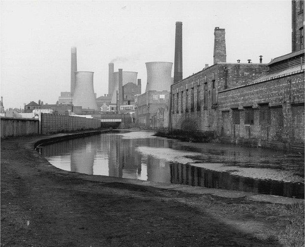 Преди 50 години на това място имаше фабрики и то бе индустриалната зона на Манчестър.