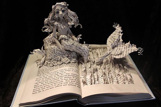 Т.нар. 3D книги са предпочитани за много творци, но Джоди Харви-Браун се справя безупречно