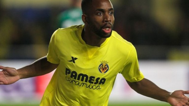 Седрик Бакамбу (Виляреал)
Превърна в гол един от всеки 4 шанса в Ла Лига през сезона и завърши с 10 гола в първенството, въпреки че претърпя две контузии. Последните слухове свързват конгоанеца с Нюкасъл и Евертън, а цената му е 16 млн. евро.