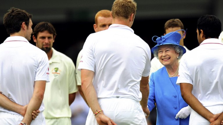 Английската кралица Елизабет е голям фен на крикета и не пропуска да се срещне с националния отбор