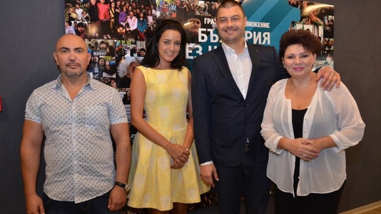 "За мен "България без цензура" е новата коалиция, която може да замести някогашното СДС", твърди Весела Драганова.