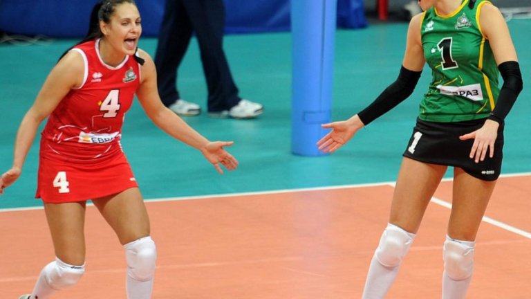 Освен с таланта си, Валерия е известна и с красотата си. През миналата година бе избрана за Мис волейбол на турнира за Купата на Борис Елцин.