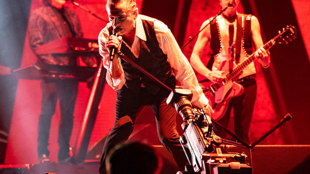 Depeche_mode_in_portland_Nov_2023