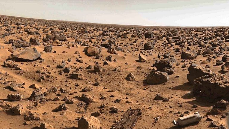 Роботът Curiosity започна търсенето на живот на Марс