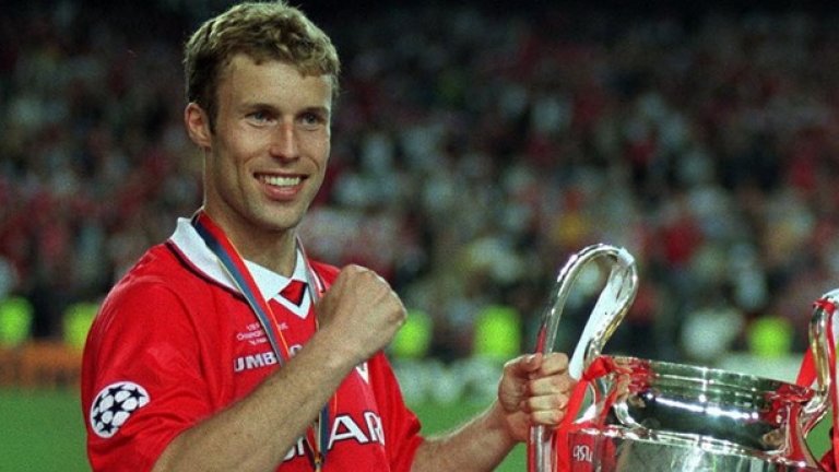 Рони Йонсен – 1,2 милиона лири
Стабилен защитник, който беше част от тима на Юнайтед, спечелил требъл през 1999 година. На тази цена, това е кражба...