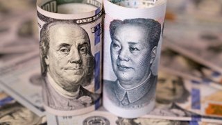 Китай бързо трябва да върне икономиката си в релси, ако иска да укрепи доверието в своята валута