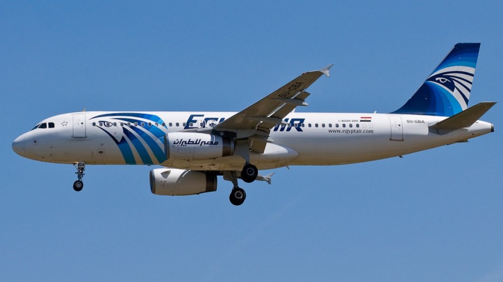 SU-GBA-EgyptAir-Airbus-A320-200_PlanespottersNet_228059
