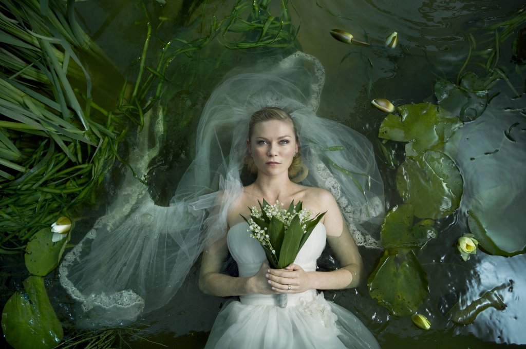 2. Кирстен Дънст, “Melancholia”