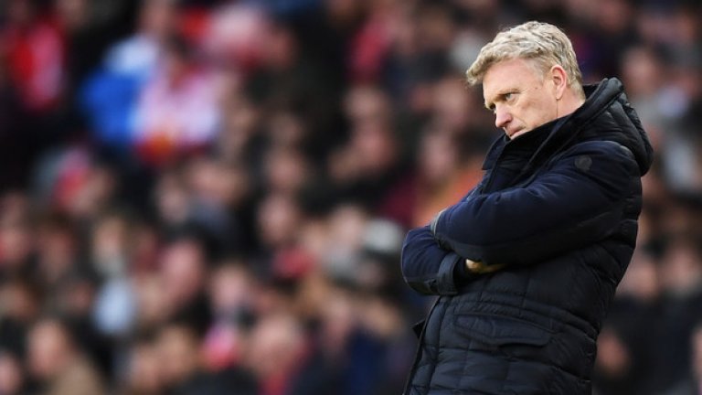 Съндърланд – Суонзи, събота 17:00 часа
Съндърланд изчака да изпадне, за да постига резултати. Тимът на Дейвид Мойс победи Хъл като гост, а сега на „Стейдиъм ъф Лайт” пристига Суонзи, който все още се бори за мястото си в елита. „Лебедите” нямат загуба в последните три кръга, като взеха и точка от „Олд Трафорд” и вече са на една над опасната зона. Ако вземат последните си два мача, със сигурност, ще останат във Висшата лига. При грешна стъпка обаче, ще се надяват на подаръци от конкурентите си. 
Сигурна прогноза: над 2,5 гола – 1,80
Рисков залог: над 3,5 гола – 3