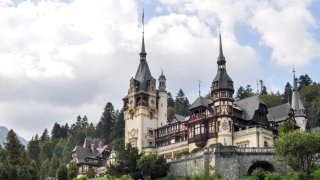 PelesCastle-11-e1476847341607-1080x809