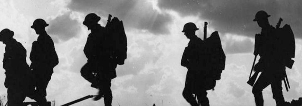 1280px-battle-of-broodseinde-silhouetted-troops-marching-1-762x428