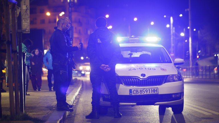 Извършителката се издирва