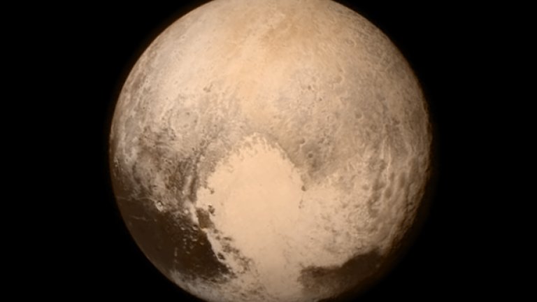 Първата снимка на Плутон