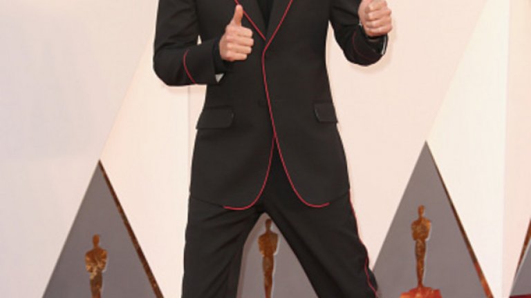 Американският актьор и музикант, носител на „Златен глобус“, „Оскар“ и две награди „Сателит“, Джаред Лето, е на 45 години, въпреки че хич не му личат.