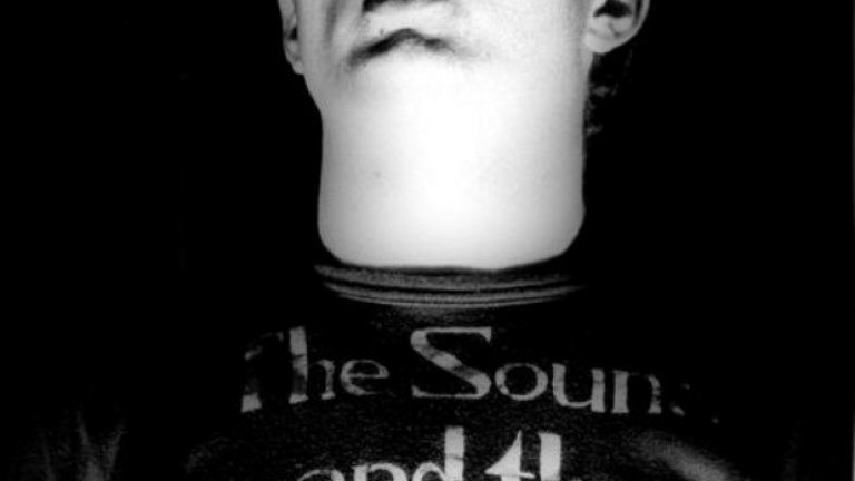 Талантливият Йън Къртис от Joy Division се самоубива едва на 24 години