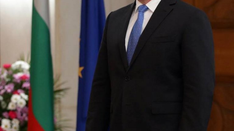 „Нека посрещнем 2020 г. с вяра в доброто, в себе си и в бъдещето", призова държавният глава.