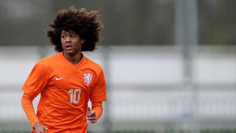 Вече има мачове за националния отбор на Холандия до 17 г.