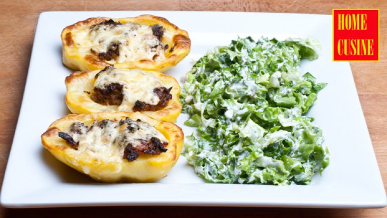 Пълнени картофи с телешко и зеленчуци