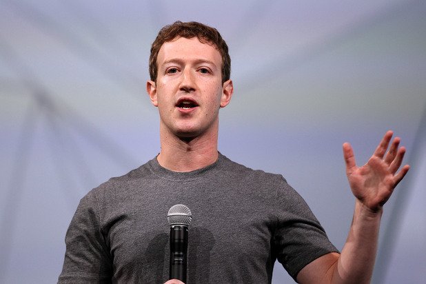 Най-младият сред всички милионери е основателя на Facebook Марк Зукърбърг, който е едва на скандалните 31 години - абсолютен прецедент за "Клуб 62" 