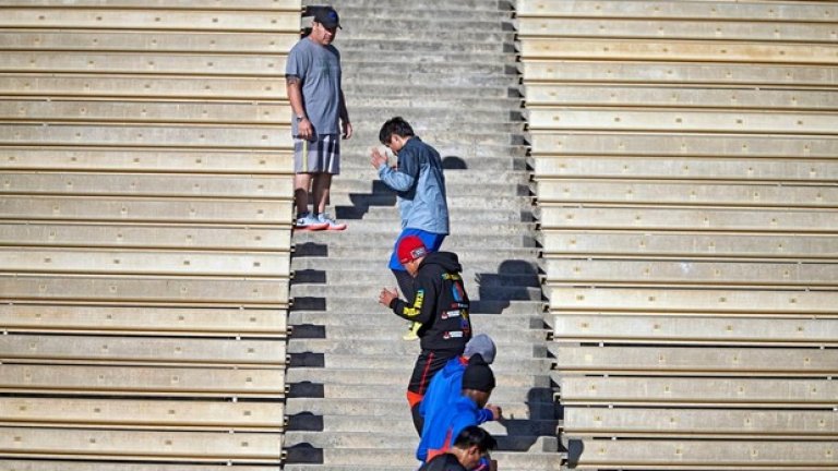 Още една тренировка на стълбите на стадиона