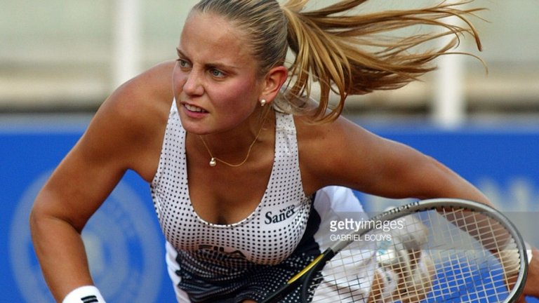 Докич приключи кариерата си с 6 титли на ниво WTA.