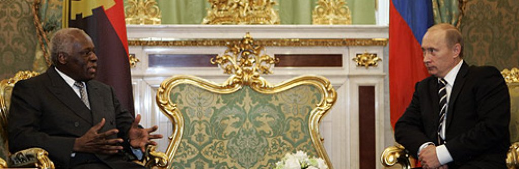 Vladimir_Putin_with_Jose_Eduardo_dos_Santos-1