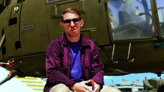 От улиците на Москва до Френския чуждестранен легион  - историята нa последния руски футболен хулиган (видео)