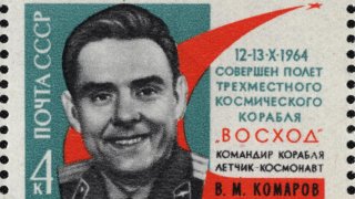 The_Soviet_Union_1964_CPA_3110_stamp_(3-men_Space_Flight_of_Komarov,_Yegorov_and_Feoktistov._Vladimir_Komarov_(1927-1967),_a_Soviet_test_pilot,_aerospace_engineer,_and_cosmonaut)