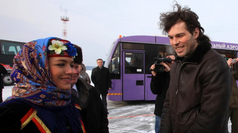 "Мразя СССР, но обичам руснаците!": Ягър носеше №68 заради Пражката пролет, а родителите му се запознават в затвора