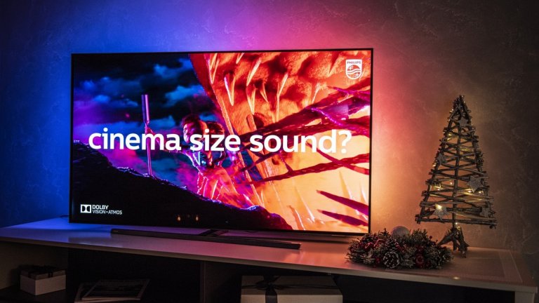 55-инчовият телевизор, който пренася киното в дома ви