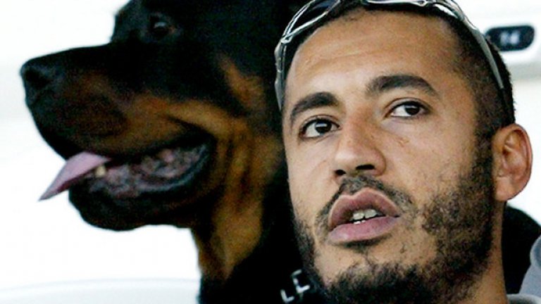 Жени, наркотици, алкохол - Кадафи-младши упорито подражава на ментора си Диего Марадона.