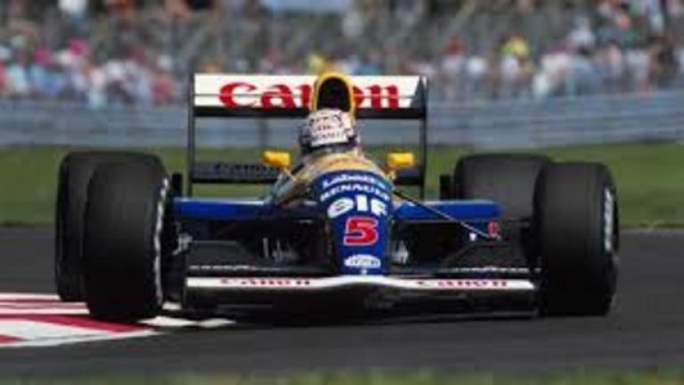 Найджъл Менсъл пропусна победа, защото реши да помаха на публиката.