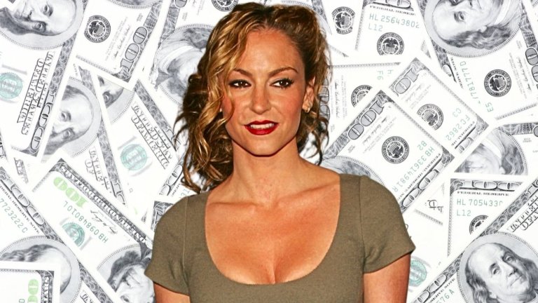 Тя подчертава, че решението да отказва на големи проекти е изцяло нейно