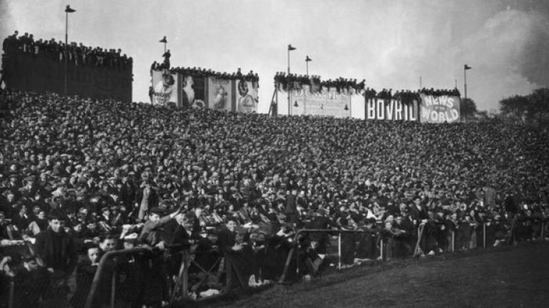 7. Челси
Лондонското дерби Челси - Арсенал на "Стамфорд Бридж" на 12 октомври 1935 г. се наблюдава от 82 905 зрители.
