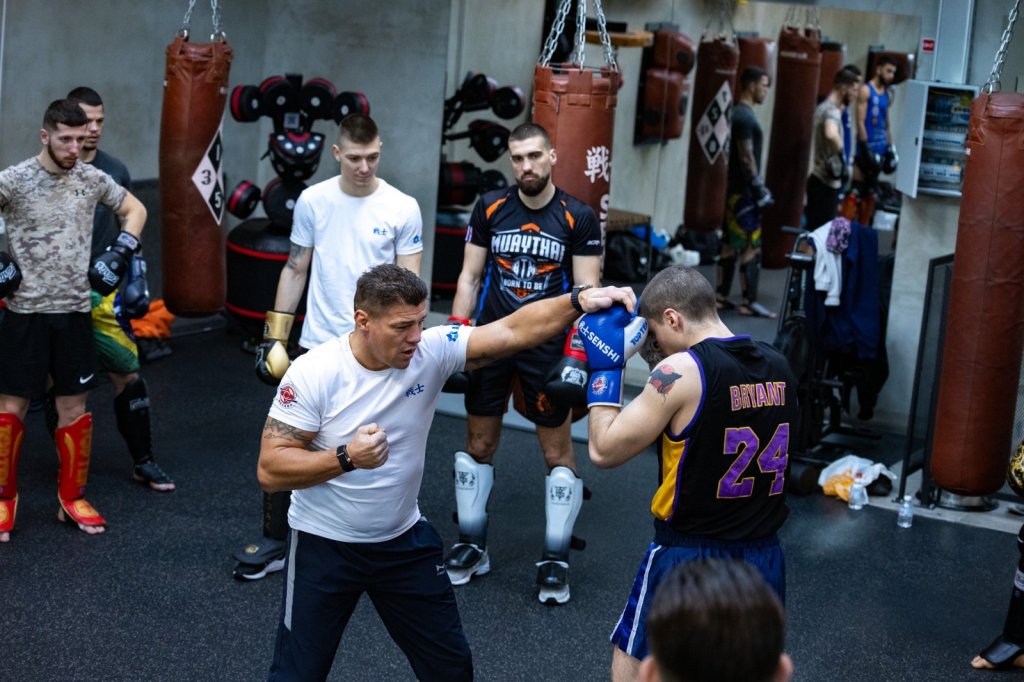 Пътят към световния връх: Алберт Краус и Анди Зауер тренират бъдещите шампиони