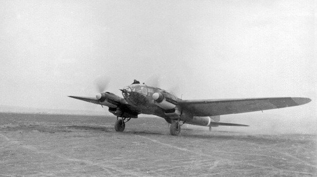 He 111, който по време и непосредствено след Втората световна война е използван за правителствени превози. Снимка: Архив на списание АЕРО