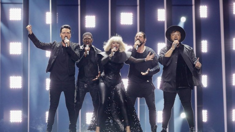 Equinox 
Equinox изпълниха добре своята "Bones" и отиват на финала на 12 май. Те се появиха на сцената в черно и без твърде много специални ефекти, които не биха и отивали на точно тази песен, след което обраха доста овации.