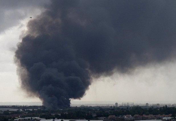 Китайски фенер предизвика огнен ад в Бирмингам