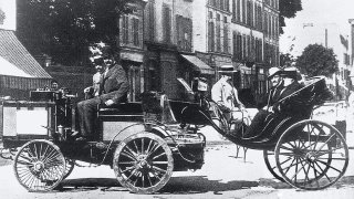 1894_paris-rouen_-_count_albert_de_dion_(de_dion-bouton_steam_tractor)_finished_1st,_ruled_ineligible_for_prize