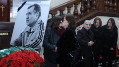 България се сбогува с великия Иван Абаджиев