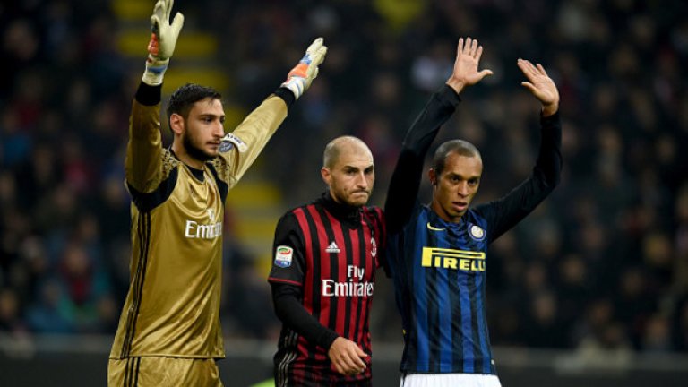 Интер – Милан, Серия А, 15 април, събота, 13:30 часа
Феновете на Интер и Милан се умориха да чакат любимците им да се върнат към славните времена. Една победа в дербито на Милано обаче винаги е добър повод за гордост, а сблъсъкът е раждал не един и два исторически спектакъла.